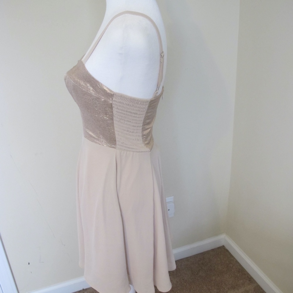 Express Women's Formal wedding date night Rose Gold Pink Dress Size 2 EUC - Picture 2 of 6